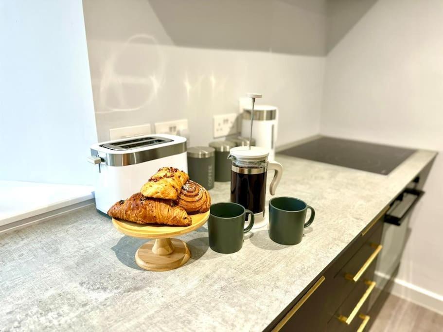 3Br Westbourne Delight - Near Beach & Bournemouth! Dış mekan fotoğraf